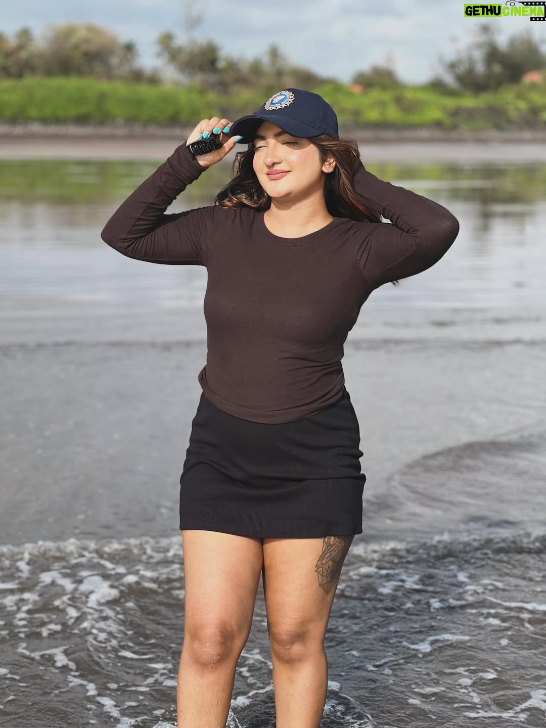 Rutuja Kamble - 2.3K Likes - Good morning 🌤️⛱️🏖️