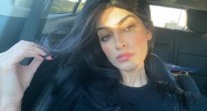 Rweehma Roy Instagram - 𝑅𝒾𝒹𝑒 𝑜𝓇 𝒹𝒾𝑒 𝒷𝒶𝒷𝓎 ♾
