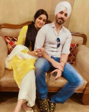 Rweehma Roy Instagram - I wont let you go so I paint my pain inside of me 💔I miss you so much my Jaan.. I love you my soulmate 💕