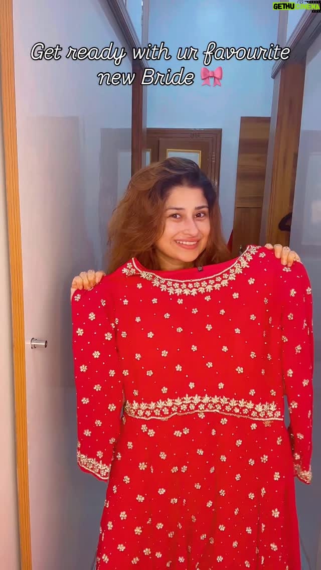 Saba Khan - 3.2K Likes - Pink dress or Sharara ?💍✨ Do u like this look ? #newbridediaries Come, get ready with me!
.
.
ViralVibes #SelfLoveEra #NewBrideDiaries #RoyalVibes #GetReadyWithMe #ExplorePage #fashion #TrendingNow #SabahKhanEra #explorer#makeup #skincare