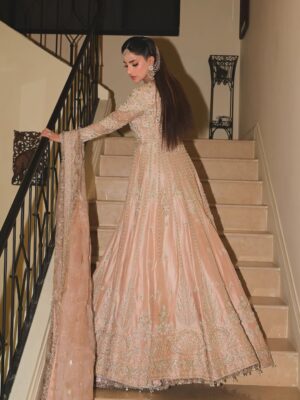 Saboor Aly Instagram - Dressed for the season, glowing together @saadbinshahzad_official & @bemenofficial_ 🕊️

📸 @omgmoods 
💄 @faizas.salon 
💎 @zevargram 
🫶🏻 @iamwaleednadeem