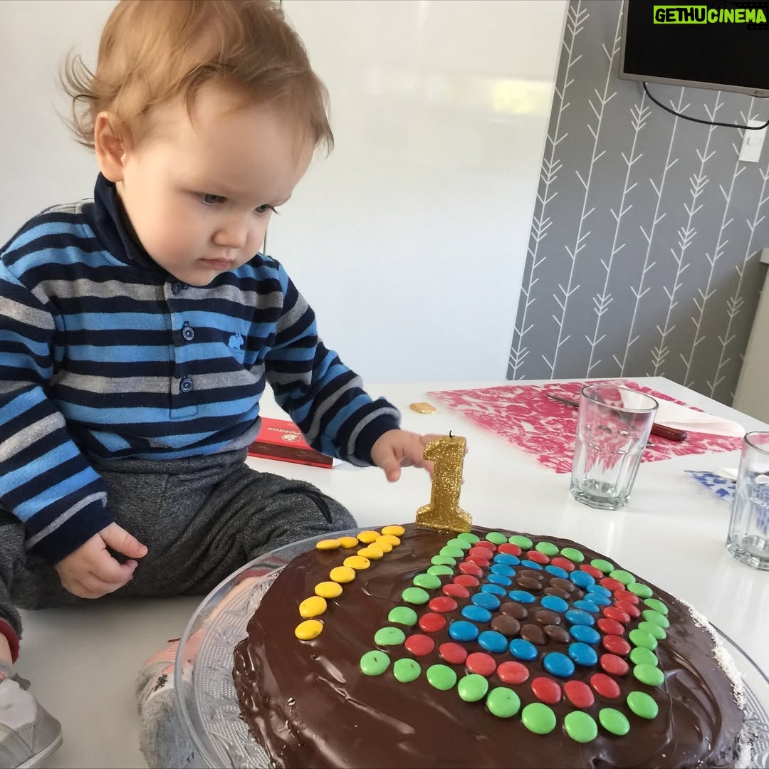 Sabrina Garciarena - 34.9K Likes - Los amores de mi vida🤍
León, Beltrán y Mía 🐥🐥🐥
FELIZ DÍA DE LA MADRE