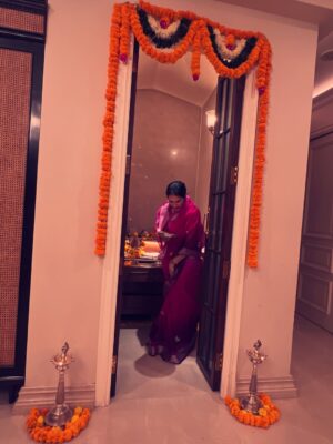 Sagarika Ghatge Instagram - A very special Diwali for us - Fatehsinh’s first. May the blessings of Goddess Laxmi bring light, love, and abundance to all. So much to be thankful for. Wishing everyone a very happy and prosperous Diwali. 🪔🙏