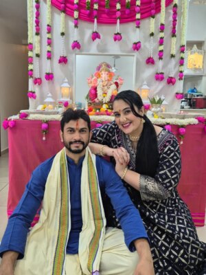 Sai Lokur Instagram - Ganpati Bappa Moryaaa 😁😇🙏