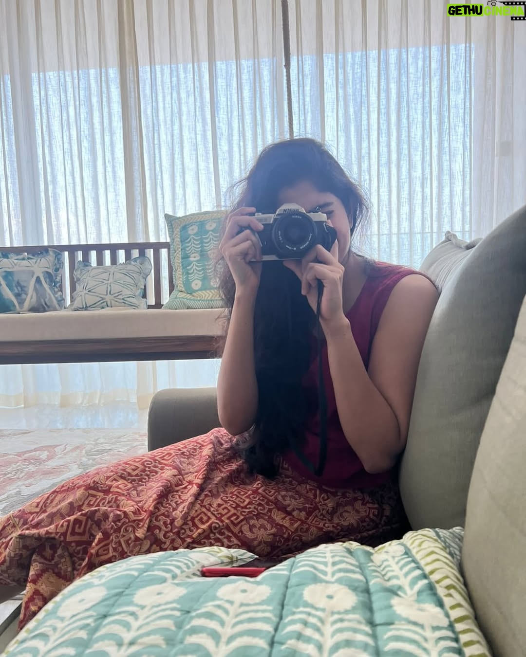 Sai Pallavi - 5.2 Million Likes - As random as the thoughts in my head 🙈
