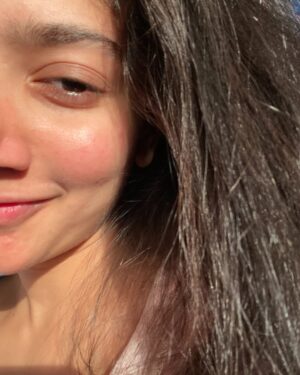 Sai Pallavi Instagram - As random as the thoughts in my head 🙈