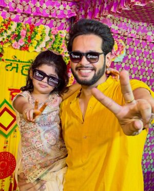 Saima Instagram - Shaadi vibes start with yellow 💛& a whole lot of love❤️ #teamgroom