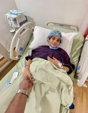 Saima Instagram - Aaj ke din meri zindagi ka sabse khoobsurat tohfa paida hua tha… 4maaj k din hi meri zindagi ne apna sabse khoobsurat rang dekha ❤️meri jaan, jo dekhte hi dekhte 4 saal ki ho gayi ❤️ Har muskaan uski meri duniya roshan kar deti hai. Aur @shystyles2109 jaan ko dil se thank you & love you, mujhe itna pyara tohfa diya… Tum dono meri duniya ho. 🫶✨”