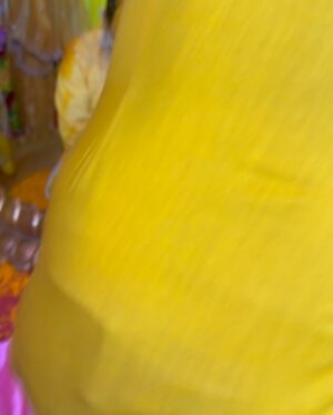 Saima Instagram - Shaadi vibes start with yellow 💛& a whole lot of love❤️ #teamgroom