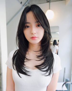 Saki Kiyoi Instagram - 10月🌕🍂

new hair✂︎
