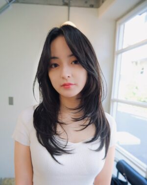 Saki Kiyoi Instagram - 10月🌕🍂

new hair✂︎