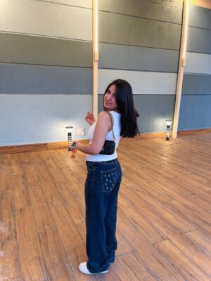 Sakshi Agrawal Instagram - My camera’s pov 🤍
.
.
.
.
#whiteandblue #fitcheck #ootd #outfitinspiration #summerfit #basic #basicstyle #basicoutfit