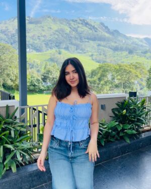 Sakshi Agrawal Instagram - ⛰️✨