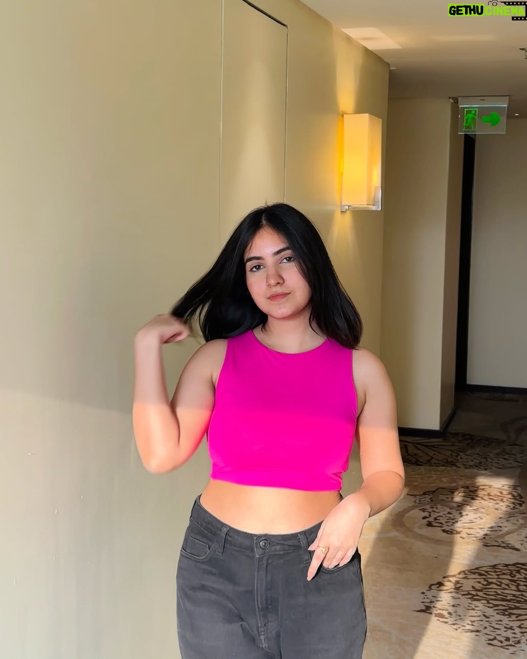 Sakshi Agrawal - 3.7K Likes - 💗