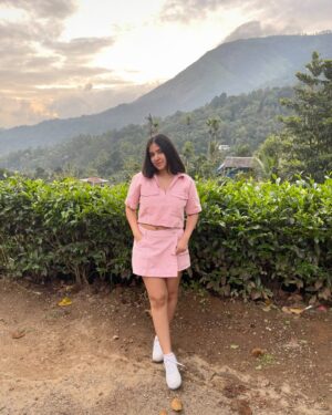 Sakshi Agrawal Instagram - 🎀