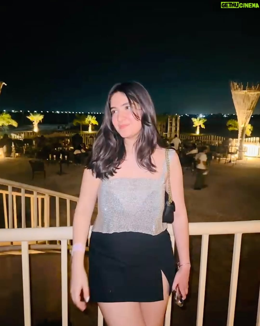 Sakshi Agrawal - 2.7K Likes - Pretty on purpose 🪩✨

.

.

.

.

#bling #blingy #silver #sequins #birthdayfit #partyfit #partywear #skirttop
