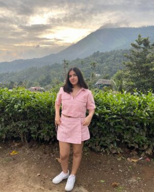 Sakshi Agrawal Instagram - 🎀