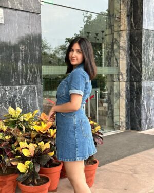 Sakshi Agrawal Instagram - 👽