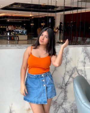 Sakshi Agrawal Instagram - 🧡