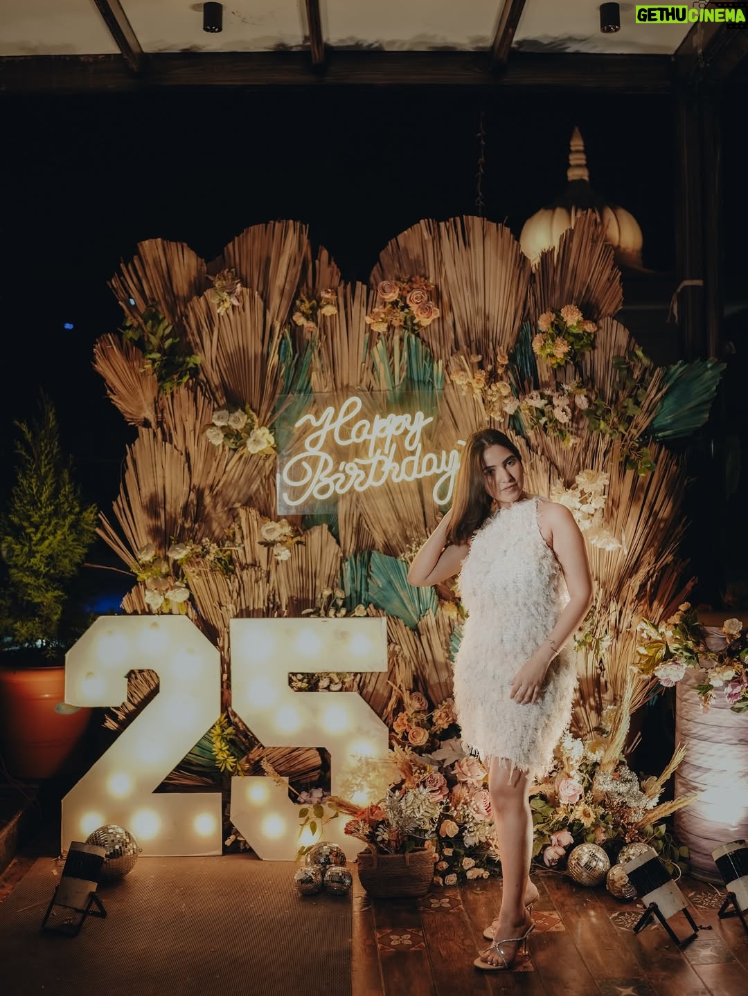 Sakshi Agrawal - 2.3K Likes - On my birthday behaviour 🍾✨

.

.

.

.
#birthday #birthdaypost #bling #dresses #decor #birthdayoutfit