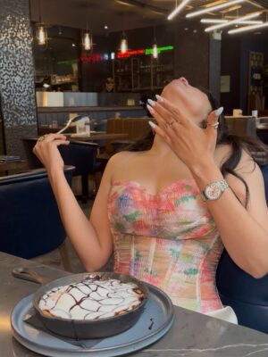 Sakshi Choudhary Instagram - Got cute ➝ found a gem ✨
@cktl.co has the vibe 🍸💕 The food? Pretty & perfect.
The happy hours? Unreal — Mon–Fri, 2–5pm & 9–close. 🍹
say less 🤌
.
.
.
#torontoinfluencer #cktl #torontolife #explorepage✨