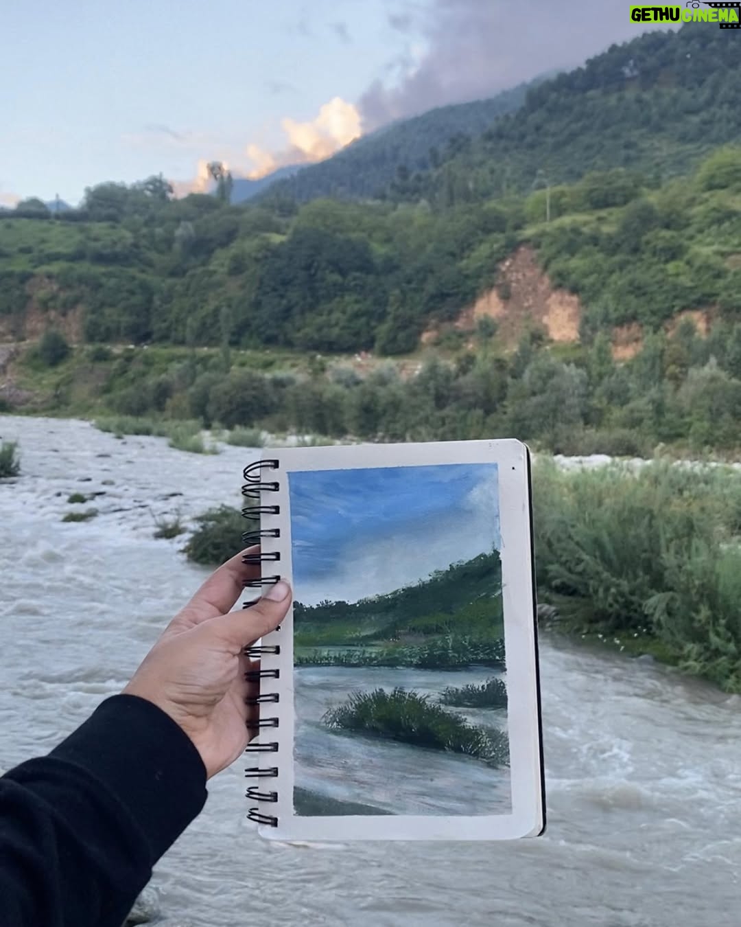 Sakshi Khullar - 13K Likes - Few of my fav plein air greens ⛰️🤍 collecting memories 🤍
#sakshikhullarart #livepainting #pleinairpainting #gouachepainting