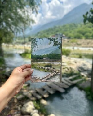 Sakshi Khullar Instagram - My plein air experience has a new home ⦠this painting is full of happy moments , joyous and positive vibes . I hope it transmits the same š§æ
#sakshikhullarart #pleinairpainting