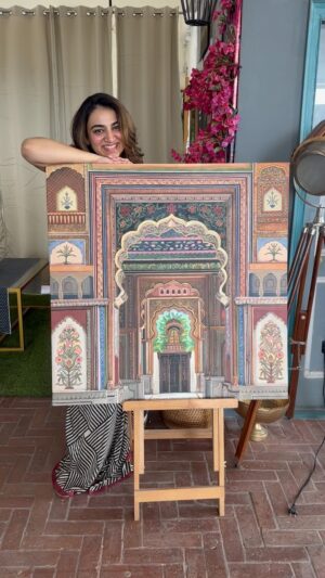 Sakshi Khullar Instagram - The Patrika Gate X SKA 🤍
#patrikagate #acrylicsoncanvas #sakshikhullarart #sakshikhullarartstudio #commissionedart