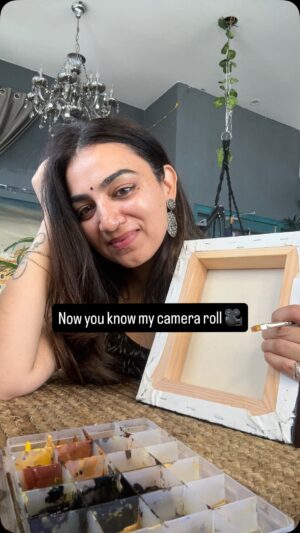 Sakshi Khullar Instagram - Now you know my camera roll ❤️👩🎨