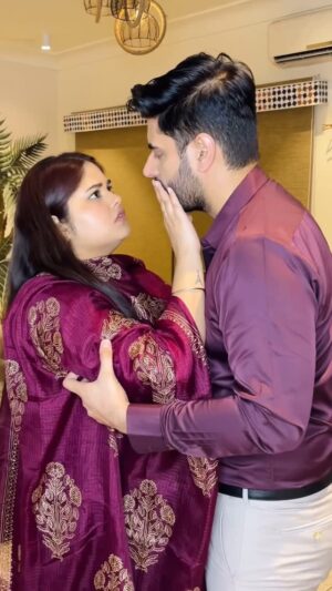 Sakshi Rajawat Instagram - Batao kya karogi ⁉️🥹
.
.
#like #explore #instagram #share #trendingreels #jaipuriajodi #insta #love #couplegoals #reelsinstagram #reel #reelitfeelit #reelkarofeelkaro #viral