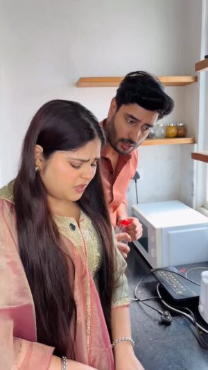 Sakshi Rajawat Instagram - Maut ka khel 🥹😂
.
.
#like #explore #instagram #share #trendingreels #jaipuriajodi #insta #love #couplegoals #reelsinstagram #reel #reelitfeelit #reelkarofeelkaro #comedy #viral