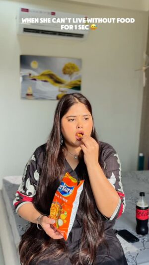 Sakshi Rajawat Instagram - Food is everything 🌮🍔🍕😅😂
.
.
#like #explore #instagram #share #trendingreels #insta #jaipuriajodi #love #couplegoals #reelsinstagram #comedy #reel #reelitfeelit #reelkarofeelkaro #viral