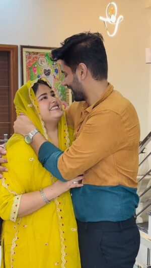 Sakshi Rajawat Instagram - Aesa understanding partner hona chahiye ❤️🥰
.
.
#like #explore #instagram #share #trendingreels #insta #jaipuriajodi #love #couplegoals #reelsinstagram #reel #reelitfeelit #reelkarofeelkaro #viral