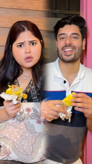 Sakshi Rajawat Instagram - Late aane ki punishment 😅🤣
.
.
#like #explore #instagram #share #trendingreels #jaipuriajodi #insta #love #couplegoals #reelsinstagram #reel #reelfeelit #reelkarofeelkaro #viral