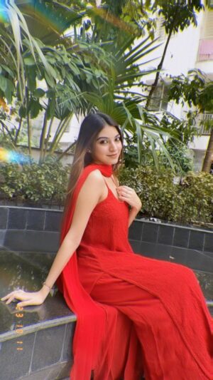 Saksshhyy Instagram - Single or taken 👀❤️ ? 

#reels #reelkarofeelkaro #reelitfeelit