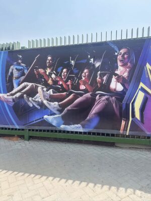 Sama Zakeri Instagram - Hi✌🏼
Thanks Tommy! Our billboard looks so much better with you it’s like there are two of you! @tommy.joey 💙