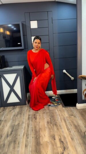 Sambhavna Seth Instagram - When you Start Gaining Confidence
The First Person To Notice It…
IS YOU🔥