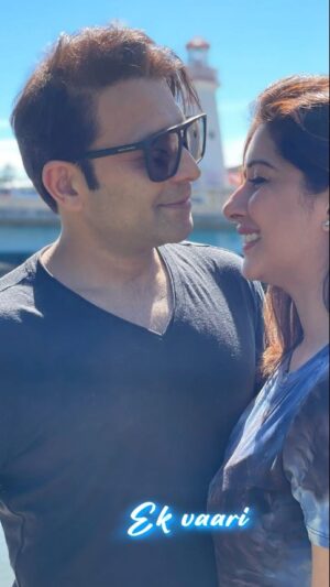 Sameksha Instagram - A melody straight from the soul⦠for the one who became my everything. š
#Sohneya #shael #romanticsong #shaelsameksha #samekshaoswal #ShaelOswal