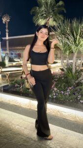 Actress Samiksha Kapoor HD Photos and Wallpapers April 2025
