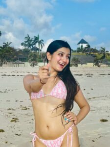 Actress Samiksha Kapoor HD Photos and Wallpapers June 2025