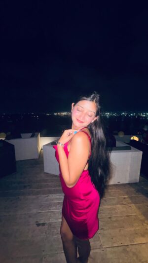 Samiksha Kapoor Instagram - Jo akhiyan tere naal mai laaiyan💖🌺
.
.
.
.
.
#reels#reelsinstagram#reelsvideo#instagram#instagood#instalike#viral#viralreels#explore#explorepage#fyp