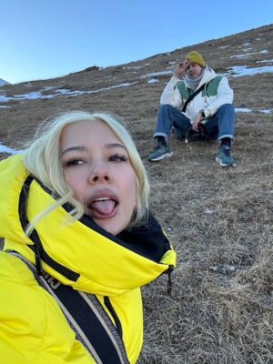 Sammy Cowell Instagram - Happy Birthday @champ_chanatip my adventure buddy 

เกิดมาให้ข้าลำบาก 😬 

ช่องแดงใกล้มาแล้ว @roammatee