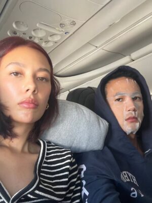 Sammy Cowell Instagram - Happy Birthday @champ_chanatip my adventure buddy 

เกิดมาให้ข้าลำบาก 😬 

ช่องแดงใกล้มาแล้ว @roammatee
