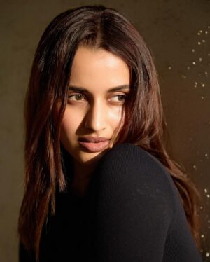 Samreen Kaur Instagram - More from the no makeup series💅