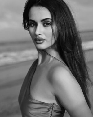 Samreen Kaur Instagram - You did the best you could with who you were at the time.