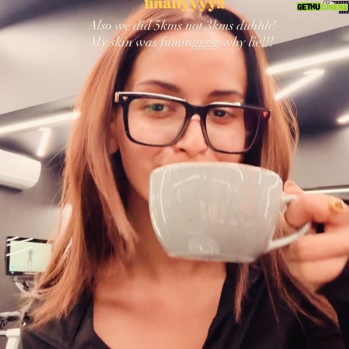 Samreen Kaur - 1.7K Likes - More chaos but a pinch of calm…