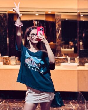 Samreen Kaur Instagram - June~ felt like a min!
….❤️🩹….
.
.
1)A whole story here, let’s just say noone will ever get to know.
2)When it feels blue (& I feel deeply, glad that I do), you’re sent with messages wrapped in light. Be open to it.
3)Movie nights are her favorite kind!!! A love story? A psychotic thriller? Sign me in…
4)Work makes her feel like a happy child…
5)She has started to swim. She’s ded by 7pm, so if she meets you later you’re special.
6)One of the nights when while living it she knew how beautiful of a memory that will be! Some memories just get etched in your being. Keep a record of it.
7)’Living with my best friend’ was one of the things I wrote down in my journal growing up. Wednesday coffee sesh with my main girl… love this time…
8)My homies just hyping me up…
9)I’ve got a pact with the airport. Let’s just say that’s how I’ll know he’s the one.
10)To facetime my homegirls post working out, figuring… ‘coffee piye kya sath mein’, ‘mausam kya mast hai’… what funnn!
11)This Tee will go down with her to her grave
12)Walking around with my homie for 2 hours while it was drizzling and swapping life stories & literally everthing else…
13)Just a girl