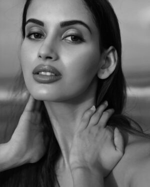 Samreen Kaur Instagram - You did the best you could with who you were at the time.