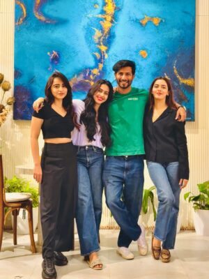 Sana Sayyad Instagram - When your throwback game is too strong. 😆🤭