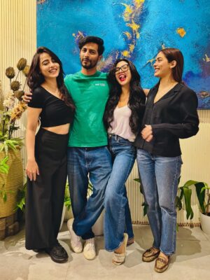 Sana Sayyad Instagram - When your throwback game is too strong. 😆🤭
